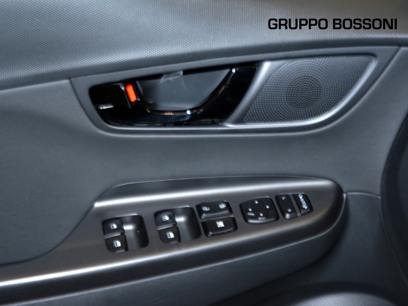 13 - Hyundai Kona 1.0 t-gdi 120cv xprime safety pack 2wd