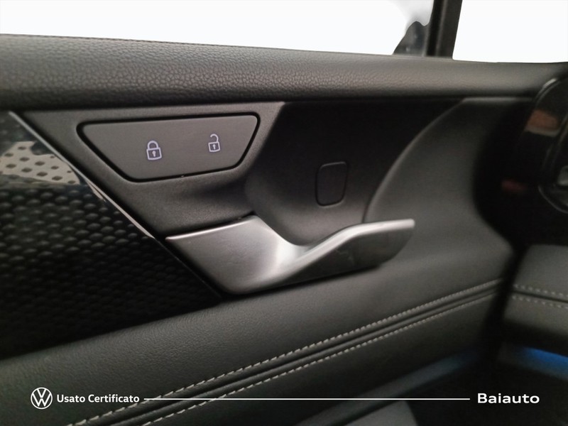 19 - Volkswagen Tiguan 2.0 tdi scr 150cv life dsg