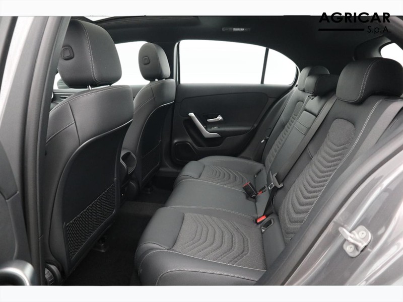 7 - Mercedes Classe A 250 e plug-in-hybrid progressive advanced plus speedshift dct amg 8g