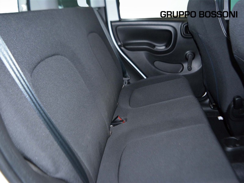 7 - Fiat Panda 1.0 firefly hybrid 70cv s&s