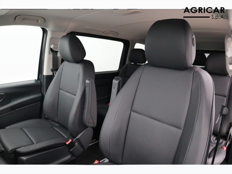 7 - Mercedes Vans Vito tourer 116 cdi long select 9g-tronic