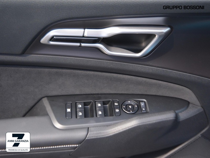 13 - Kia Sportage 1.6 crdi mhev gt-line sunroof pack dct7