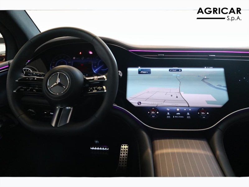 13 - Mercedes EQE suv 350 amg line premium 4matic