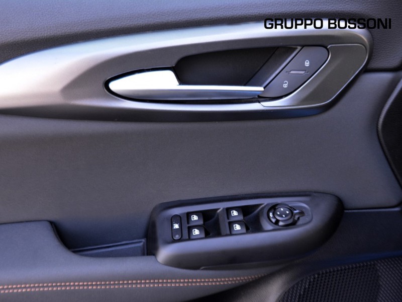 13 - Alfa Romeo Tonale 1.5 hybrid 160cv veloce tct7