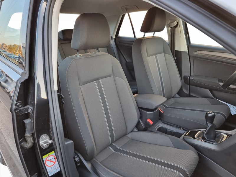 19 - Volkswagen T-Roc 1.0 tsi 110cv style