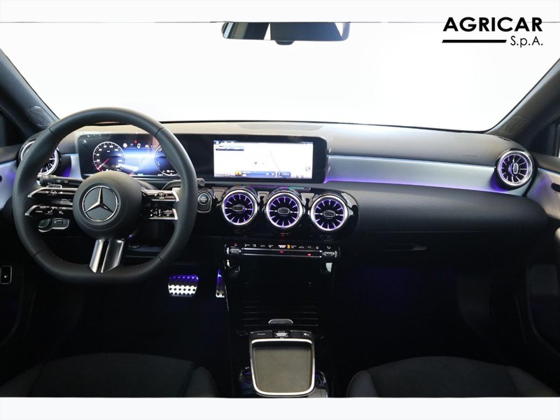 13 - Mercedes Classe A 250 e plug-in-hybrid amg line advanced plus speedshift dct amg 8g