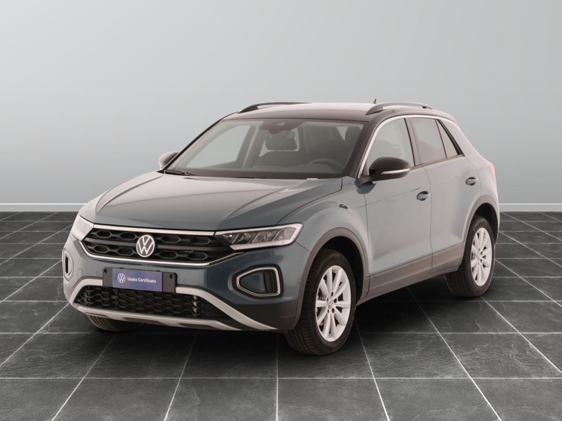 1 - Volkswagen T-Roc 1.5 tsi act edition plus dsg
