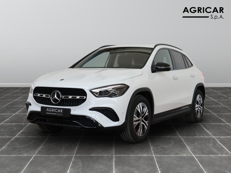 1 - Mercedes GLA 200 d progressive advanced plus 8g-dct
