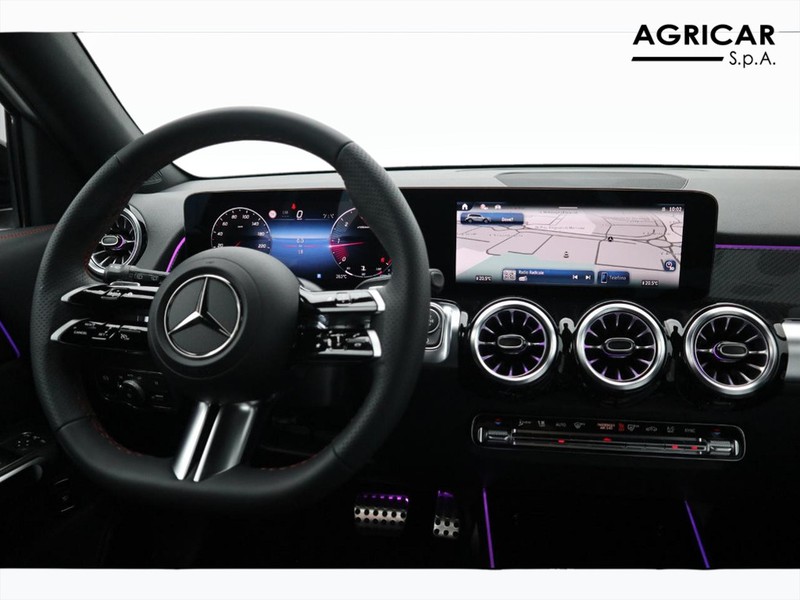 13 - Mercedes GLB 200 d amg line advanced plus 8g-dct