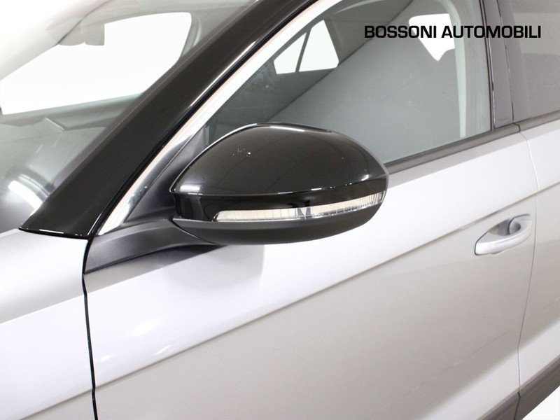 31 - Volkswagen T-Roc 1.0 tsi 115cv sport