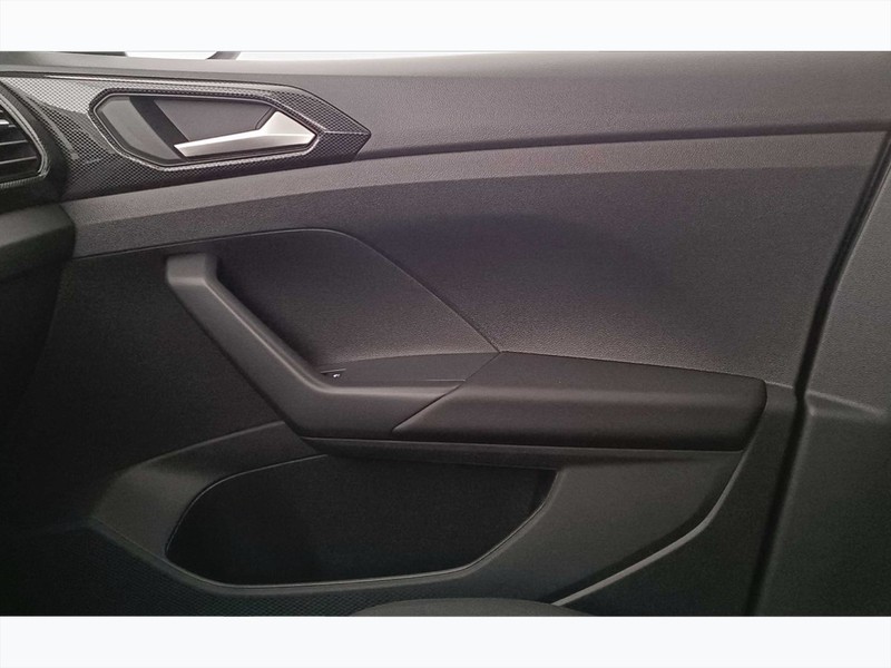 31 - Volkswagen T-Cross 1.0 tsi 95cv edition plus