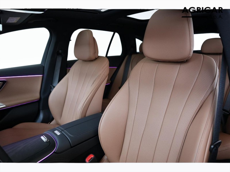 7 - Mercedes Classe E station wagon all-terrain 220 d premium 4matic 9g-tronic