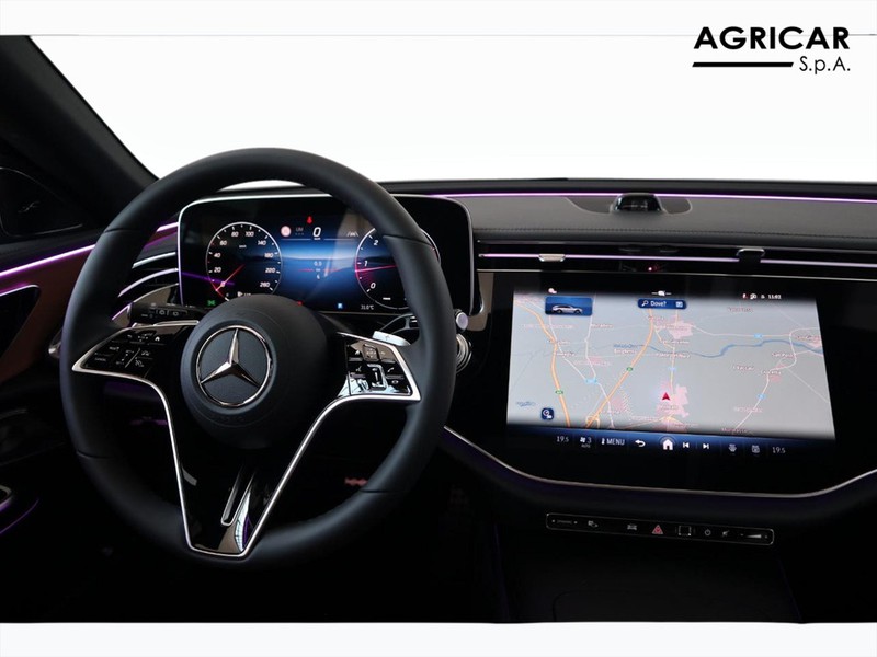 13 - Mercedes Classe E station wagon all-terrain 220 d premium 4matic 9g-tronic