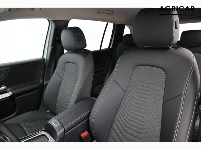 7 - Mercedes GLB 200 d progressive advanced plus 8g-dct