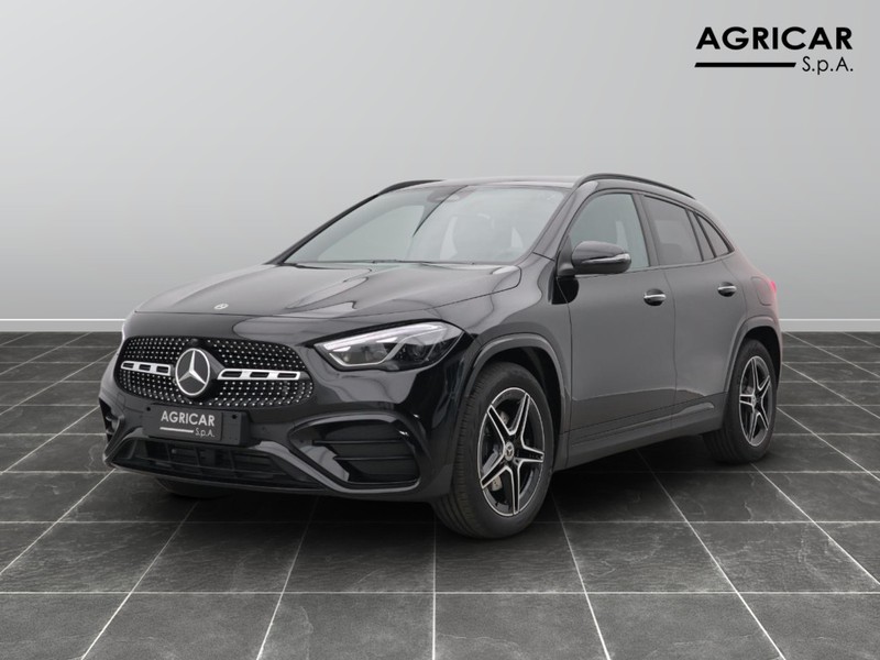1 - Mercedes GLA 200 d amg line premium 4matic 8g-dct
