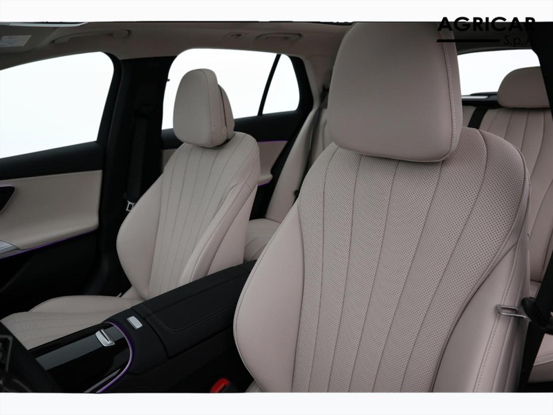 7 - Mercedes Classe E station wagon all-terrain 300 de plug in hybrid premium 4matic 9g-tronic