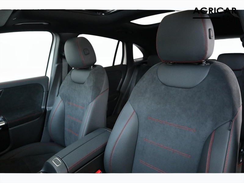 7 - Mercedes GLA 200 d amg line premium 4matic 8g-dct