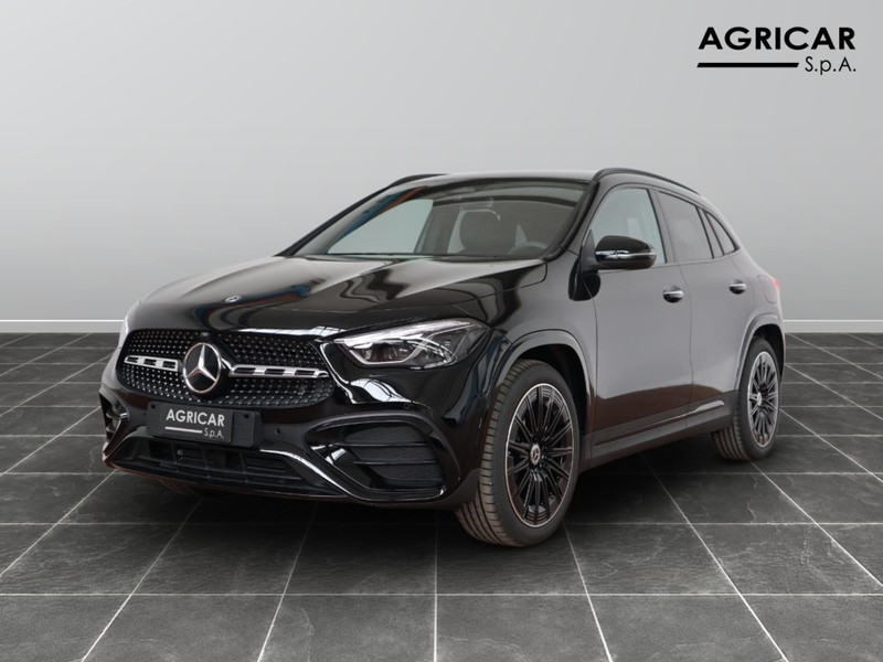 1 - Mercedes GLA 200 d amg line premium 4matic 8g-dct