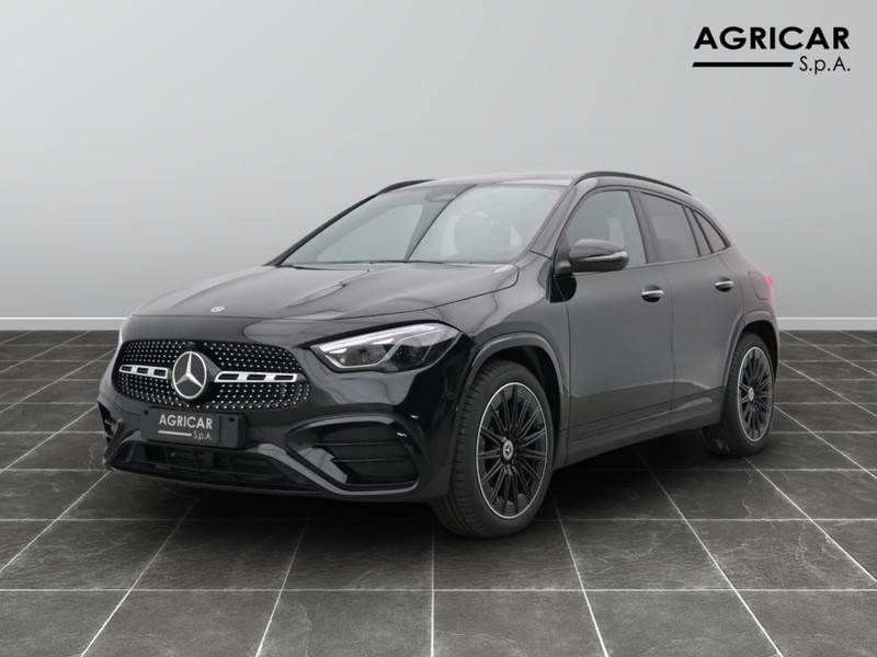 1 - Mercedes GLA 200 d amg line premium 4matic 8g-dct