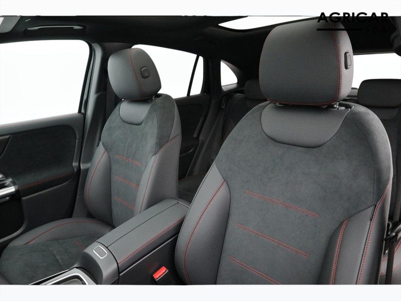 7 - Mercedes GLA 200 d amg line premium 4matic 8g-dct