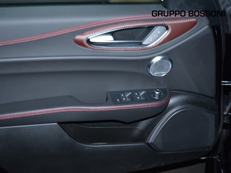 13 - Alfa Romeo Giulia 2.9 v6 520cv quadrifoglio super sport at8