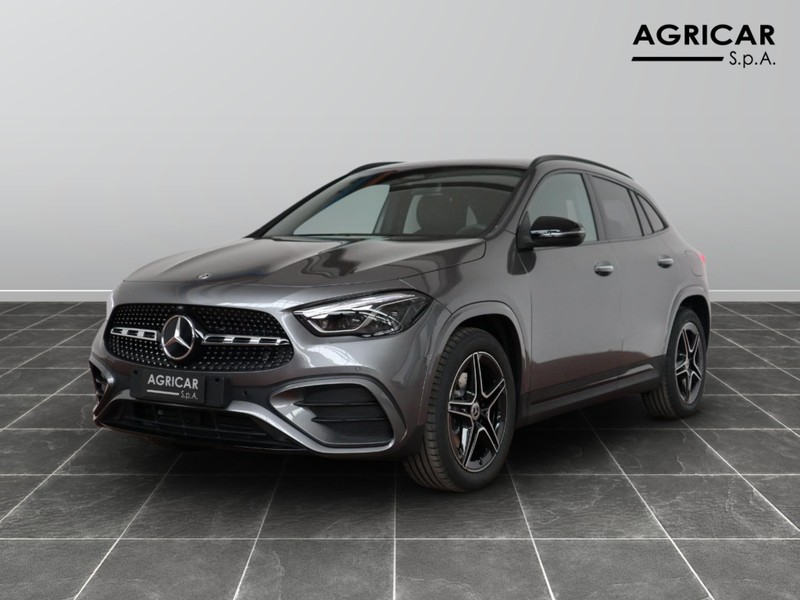 1 - Mercedes GLA 180 d amg line advanced plus 8g-dct