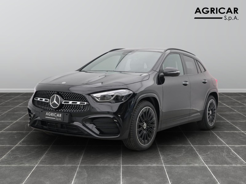 1 - Mercedes GLA 200 d amg line premium 8g-dct