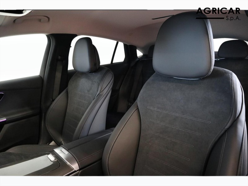 7 - Mercedes GLC coupe 220 d amg line premium 4matic 9g-tronic