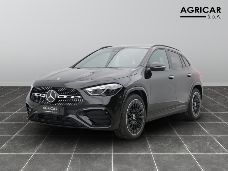 1 - Mercedes GLA 200 d amg line premium 8g-dct
