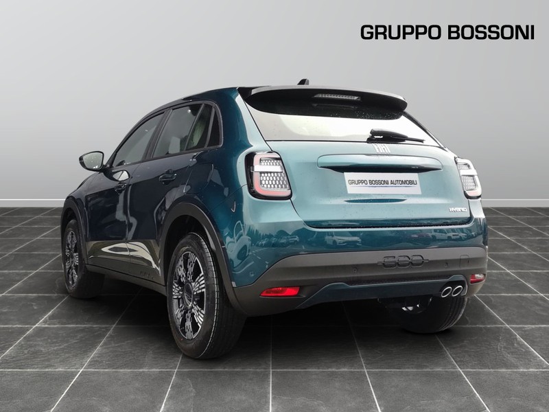 7 - Fiat 600 1.2 hybrid 145cv icon