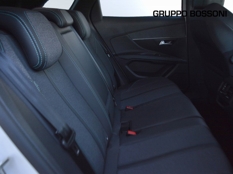 7 - Peugeot 3008 1.2 puretech turbo allure pack eat8 s&s