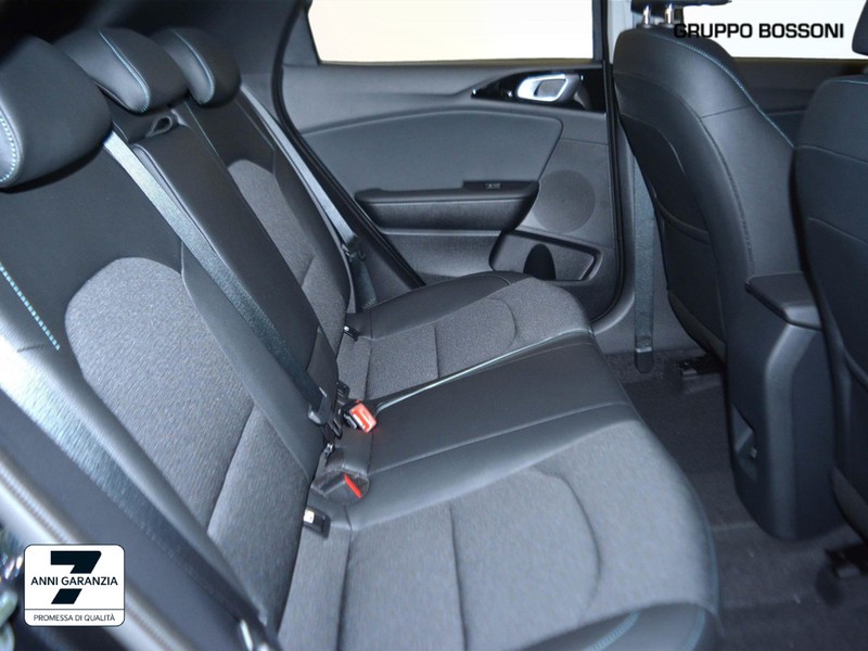 7 - Kia Xceed 1.0 t-gdi gpl 94cv business mt