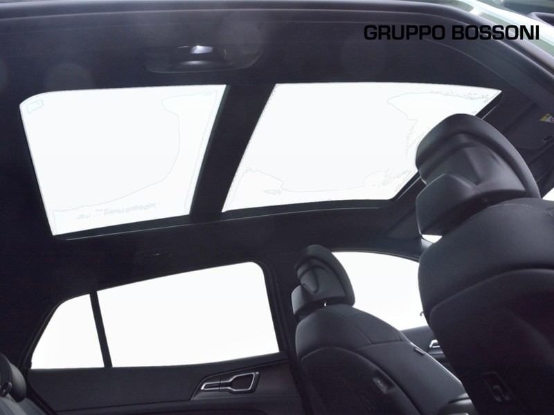 13 - Kia Sportage 1.6 crdi mhev gt-line sunroof pack dct7