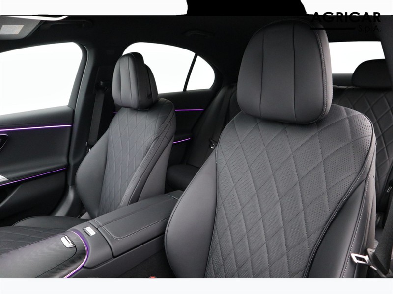 7 - Mercedes Classe E berlina 300 de plug in hybrid amg line premium 4matic 9g-tronic