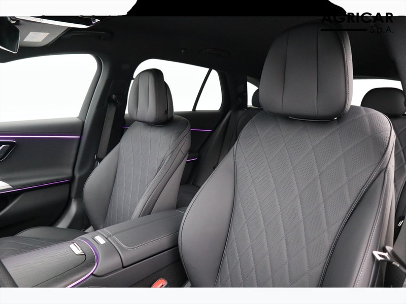 7 - Mercedes Classe E station wagon 220 d amg line premium 4matic 9g-tronic