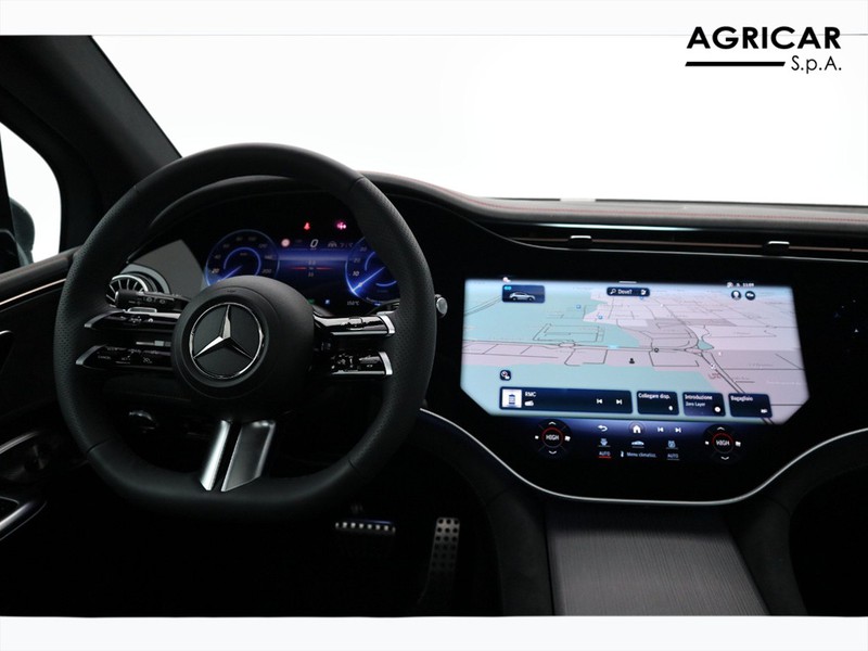 13 - Mercedes EQE suv 350 amg line premium plus 4matic