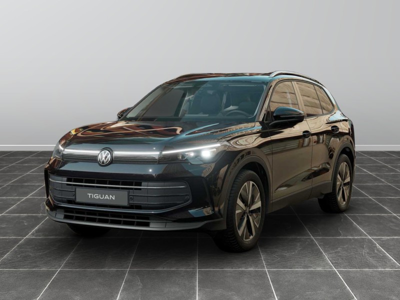 1 - Volkswagen Tiguan 1.5 etsi act 130cv edition plus dsg