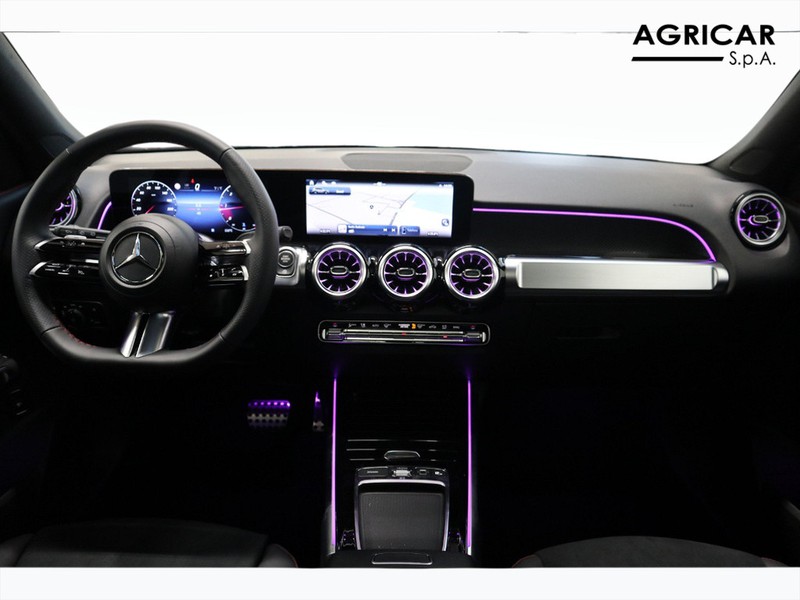 13 - Mercedes GLB 200 d amg line premium 4matic 8g-dct