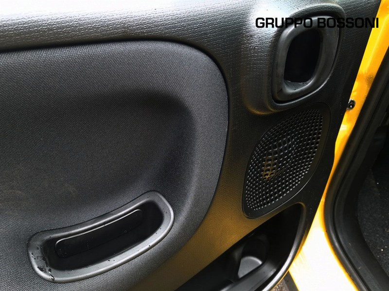 19 - Fiat Pandina cross 1.0 firefly hybrid 70cv s&s