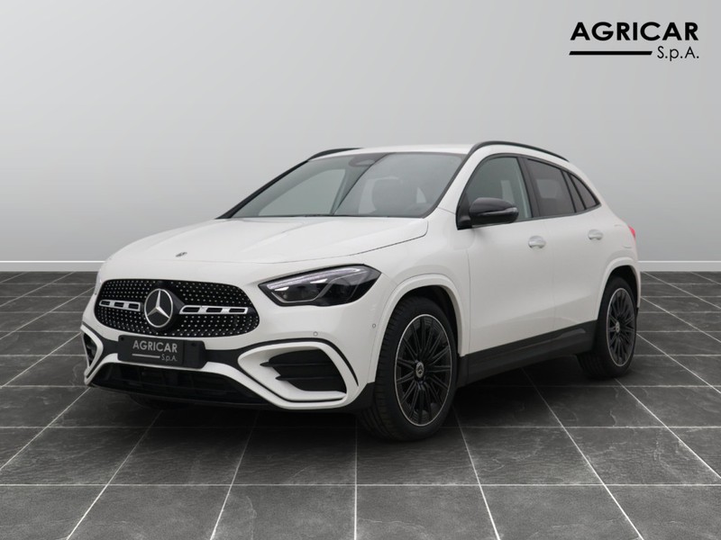 1 - Mercedes GLA 200 d amg line premium 8g-dct