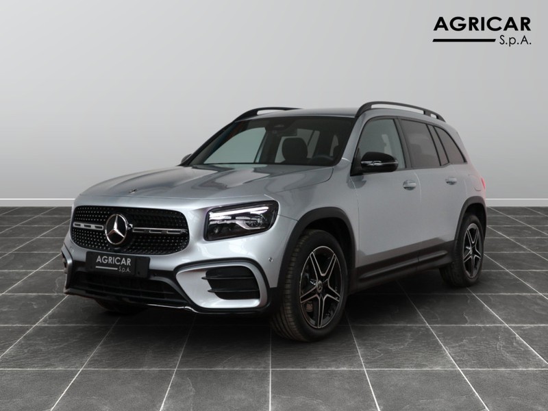 1 - Mercedes GLB 200 d amg line premium 8g-dct