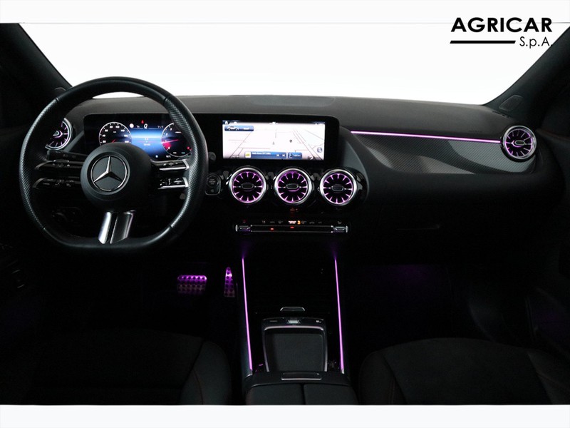 13 - Mercedes GLA 180 amg line advanced plus 7g-dct