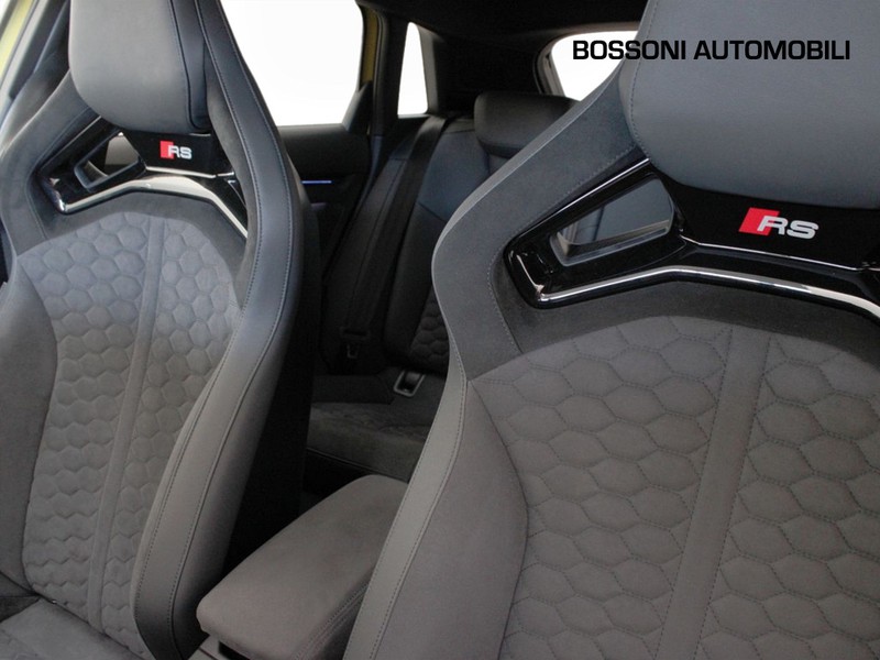 31 - Audi RS3 sportback 2.5 tfsi quattro