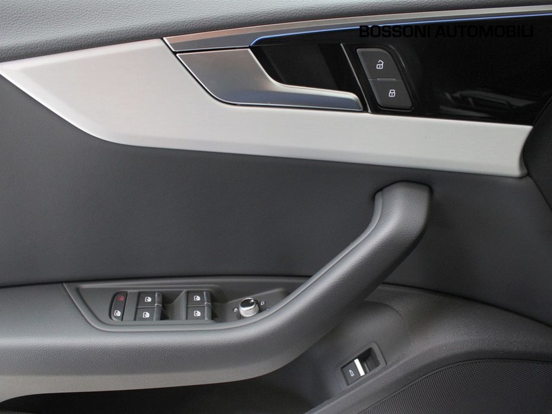 13 - Audi A5 sportback 40 2.0 tdi mhev 204cv s line edition s tronic