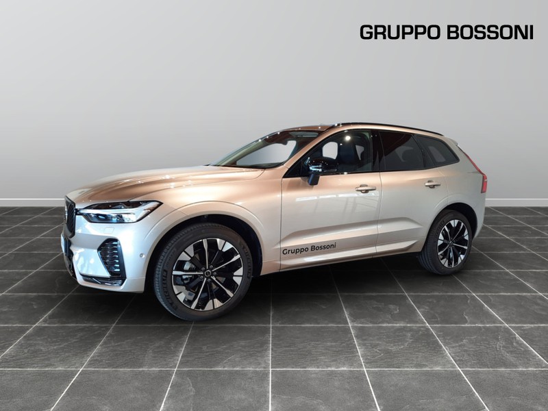 19 - Volvo XC60 2.0 b5 mild hybrid ultra dark awd automatico