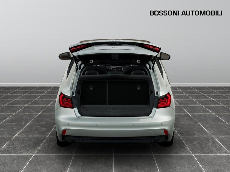 7 - Audi A1 sportback 30 1.0 tfsi 116cv business s tronic