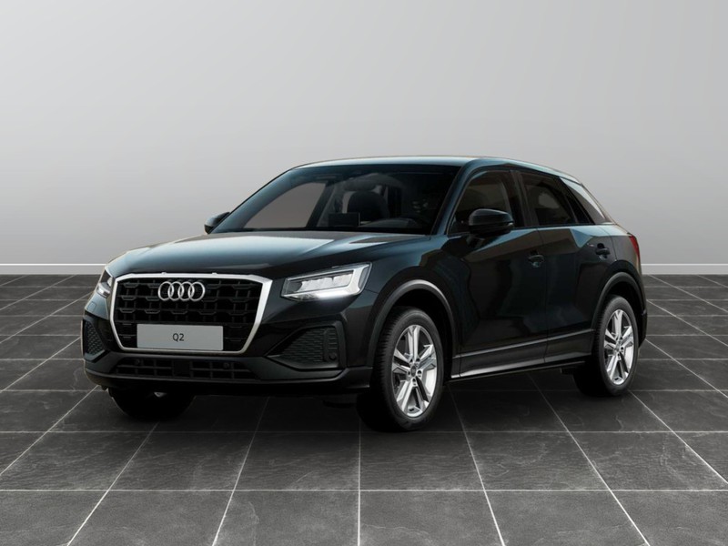 1 - Audi Q2 35 2.0 tdi business s tronic