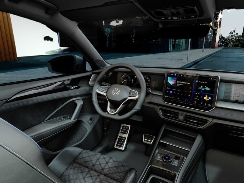 7 - Volkswagen Tayron 2.0 tdi scr 193cv r-line plus 4motion