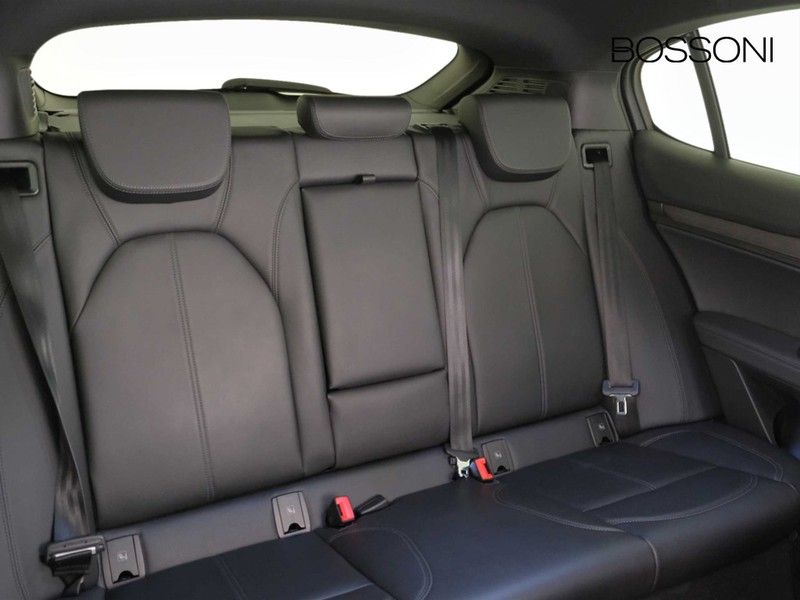 37 - Alfa Romeo Stelvio 2.2 turbo 210cv veloce ti q4 at8