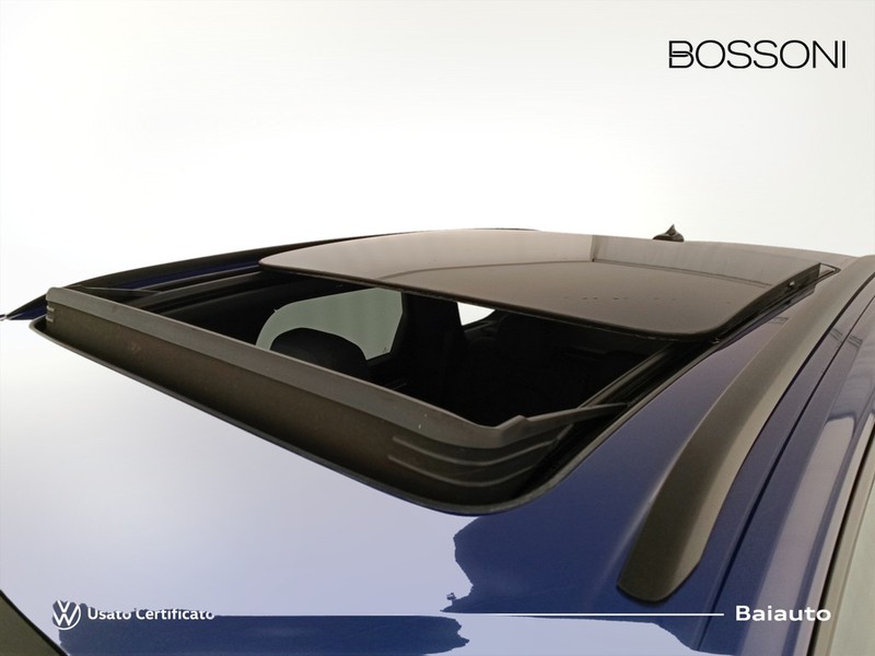 19 - Volkswagen Touareg 3.0 v6 tsi ehybrid r 4motion tiptronic